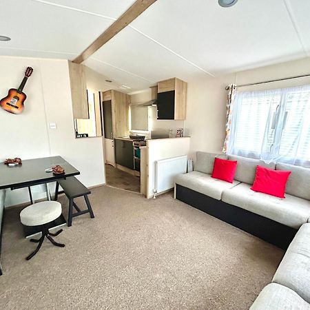Verbjam 6 Berth Caravan Holiday St Osyth 滨海克拉克顿 外观 照片